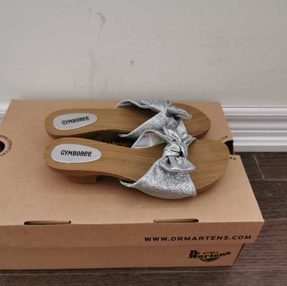 New Gymboree shoes size 13-3 - Picture 4 of 5